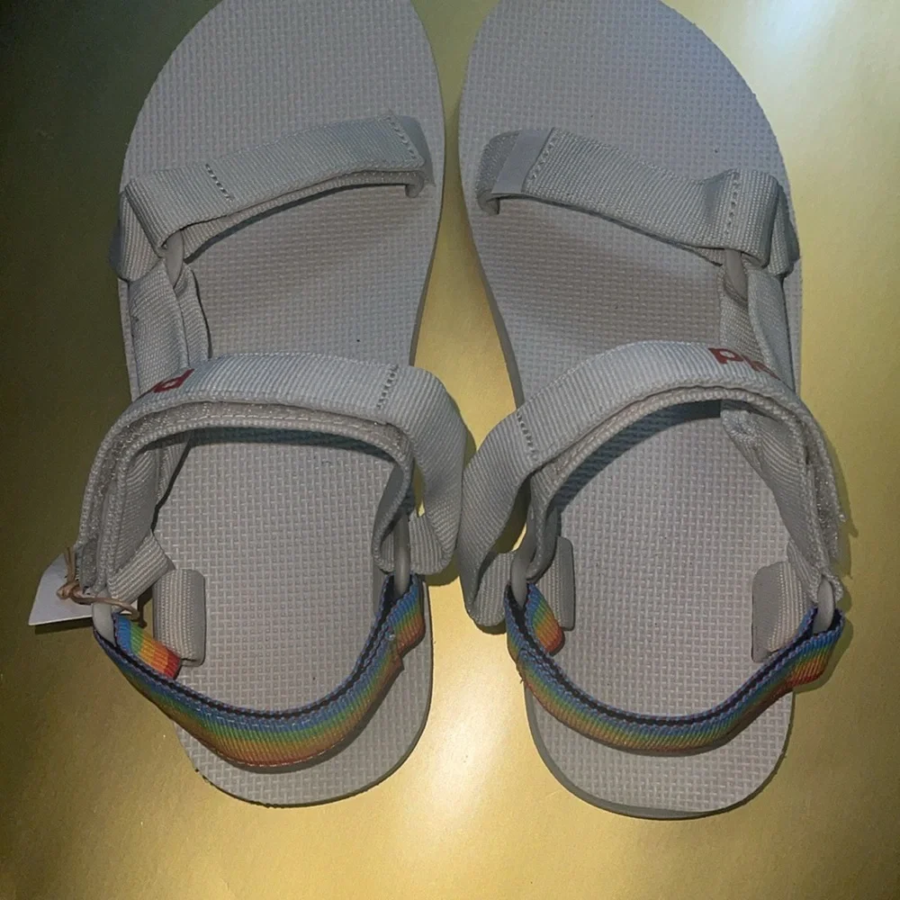 Teva Polaroid rainbow print sandal - Picture 8 of 12